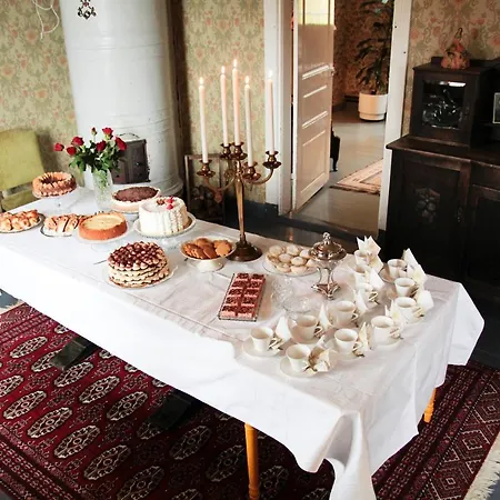 Villa Hirvaskosken Kartano *