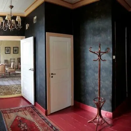 Villa Hirvaskosken Kartano