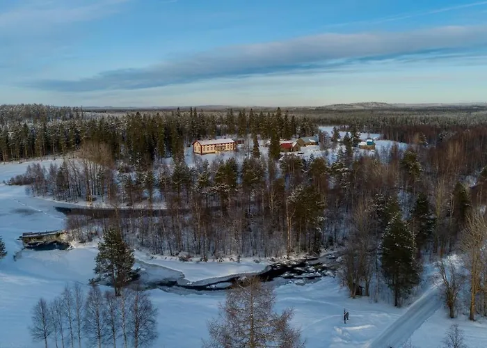 Hirvaskosken Kartano Villa *