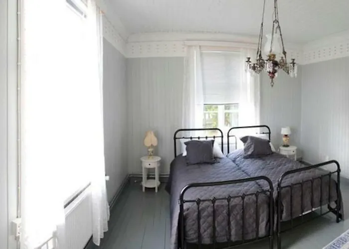 Hirvaskosken Kartano *