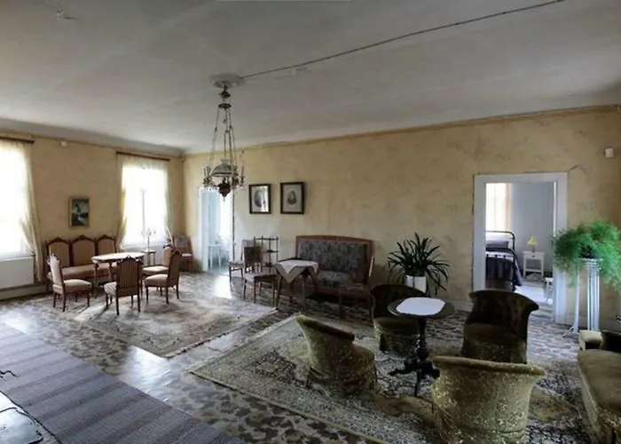 Hirvaskosken Kartano *