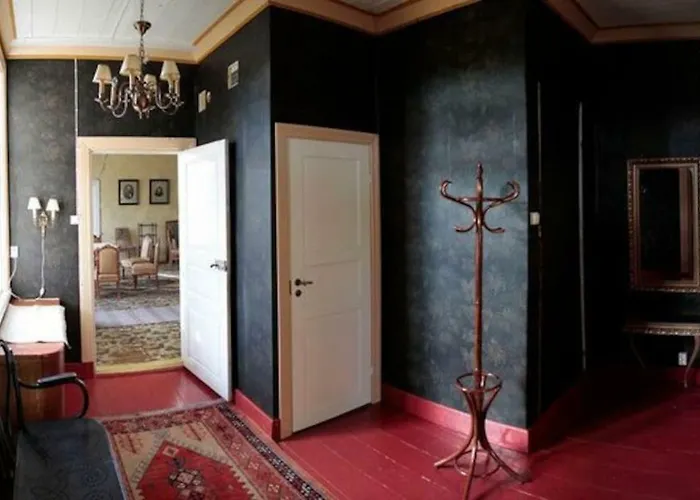 Villa Hirvaskosken Kartano